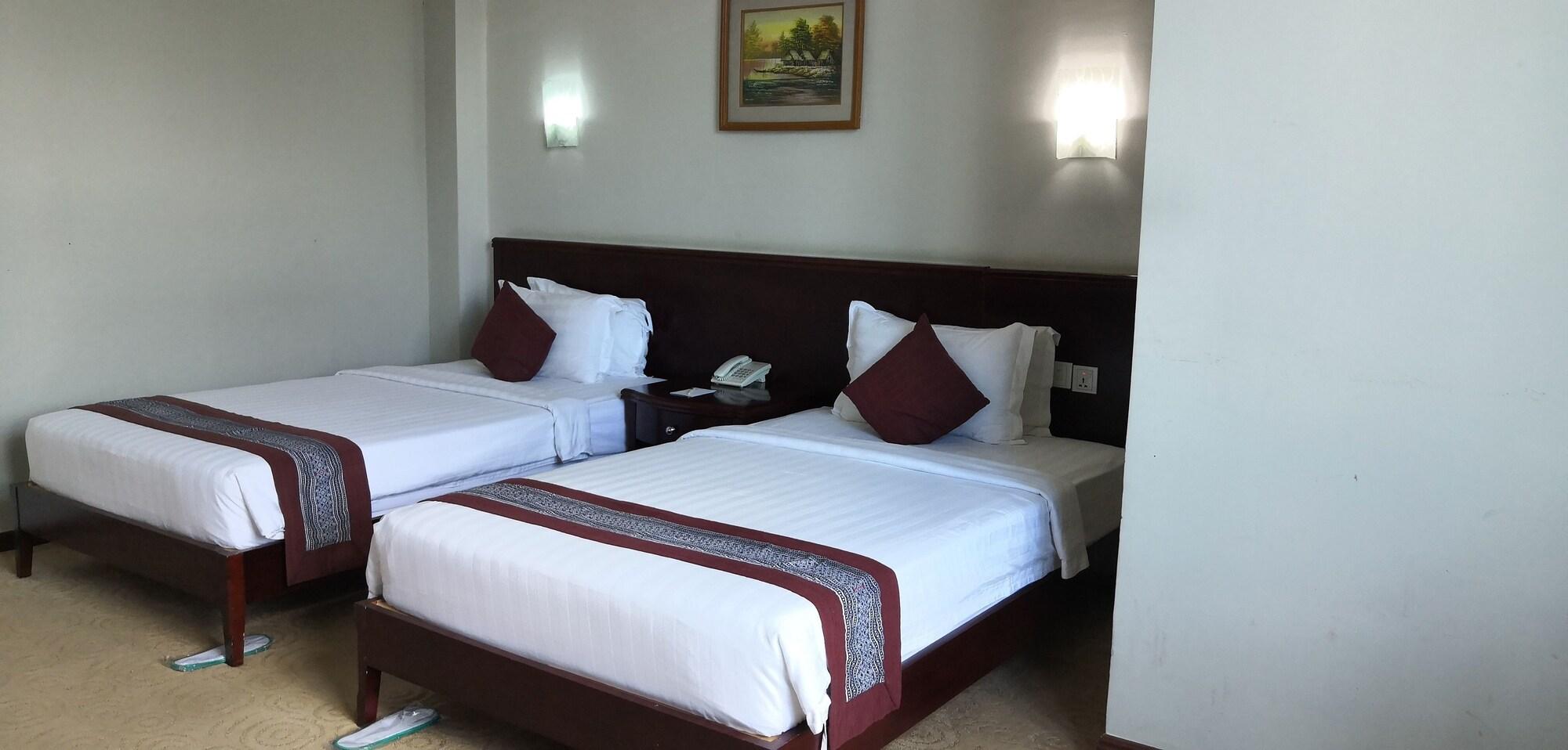יאנגון Green Leaf Hotel מראה חיצוני תמונה