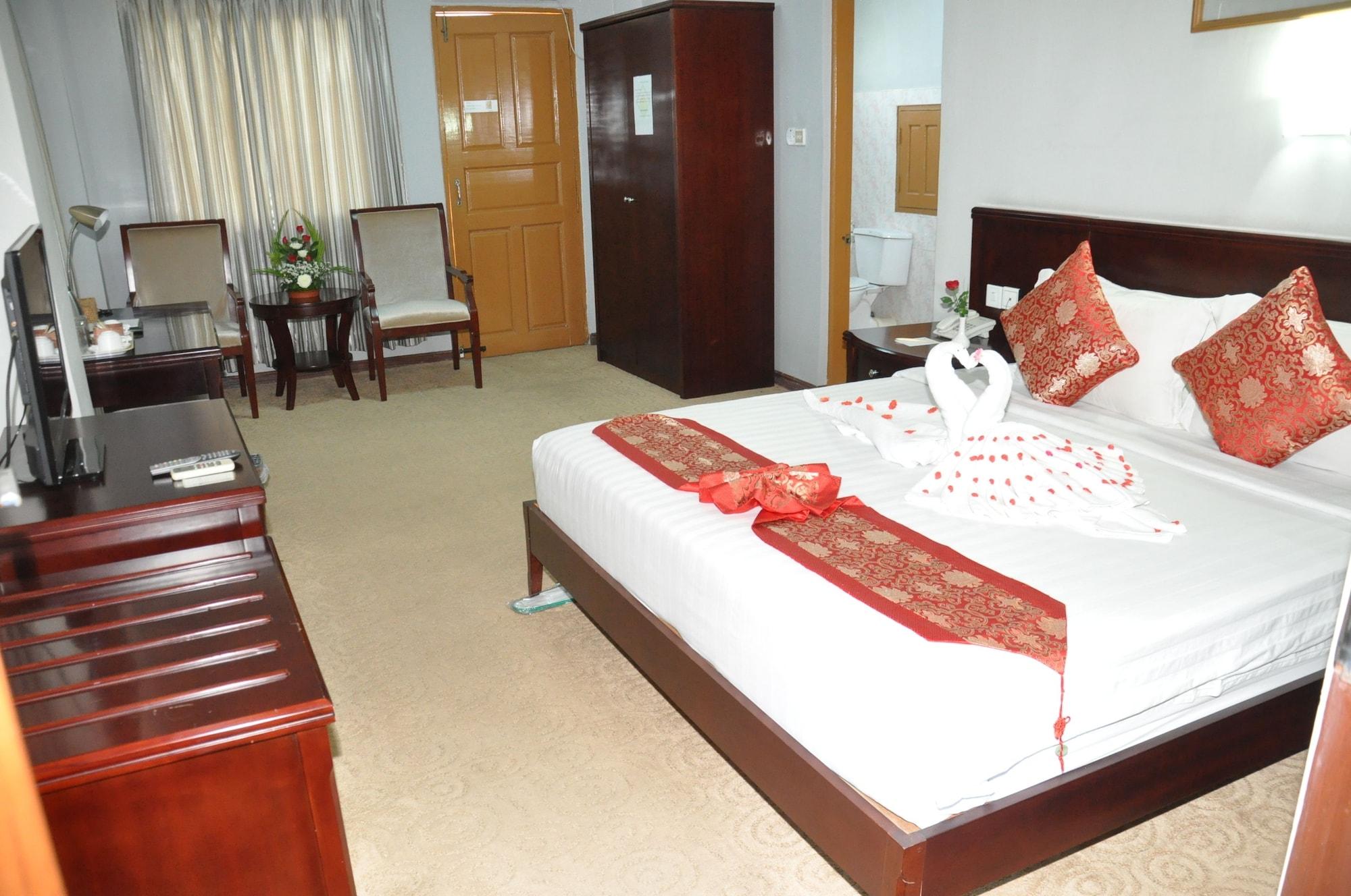 יאנגון Green Leaf Hotel מראה חיצוני תמונה