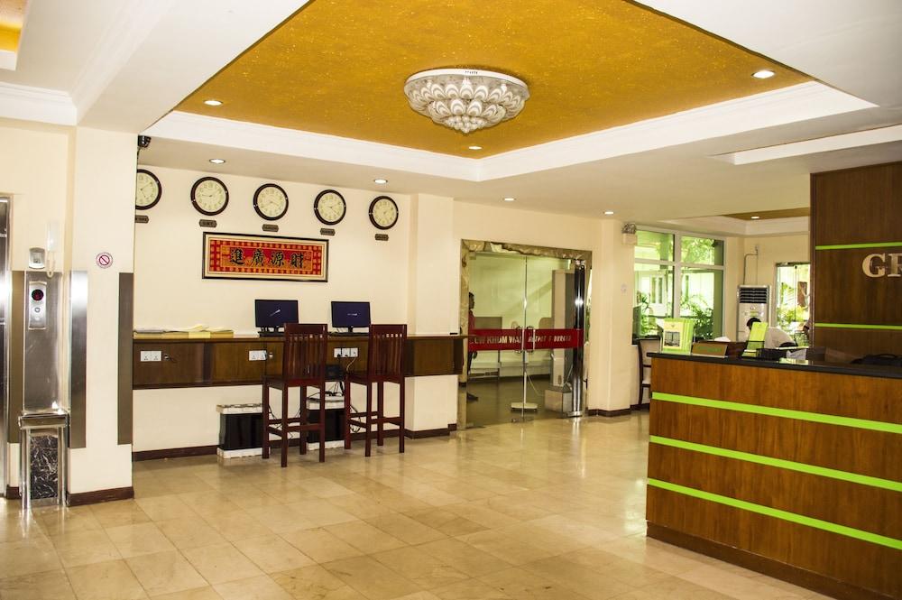 יאנגון Green Leaf Hotel מראה חיצוני תמונה